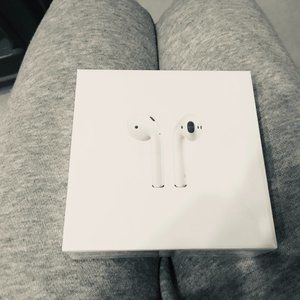 Apple AirPods (2nd Generation)